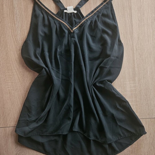 Dresses like new, set of 2 with gift top