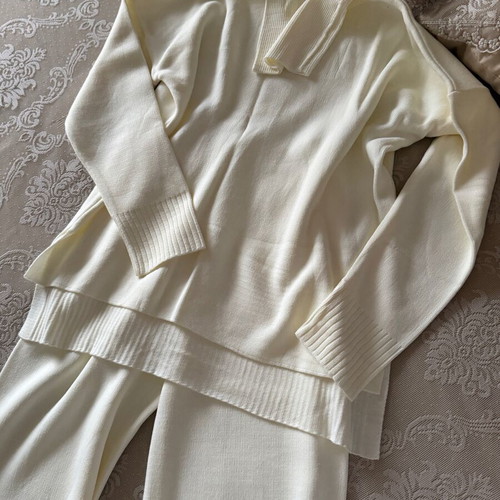 White cotton set new, universal size
