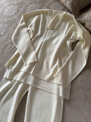 White cotton set new, universal size