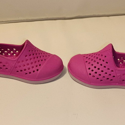 Fuchsia beach sandals toms size 5 (21 num.)