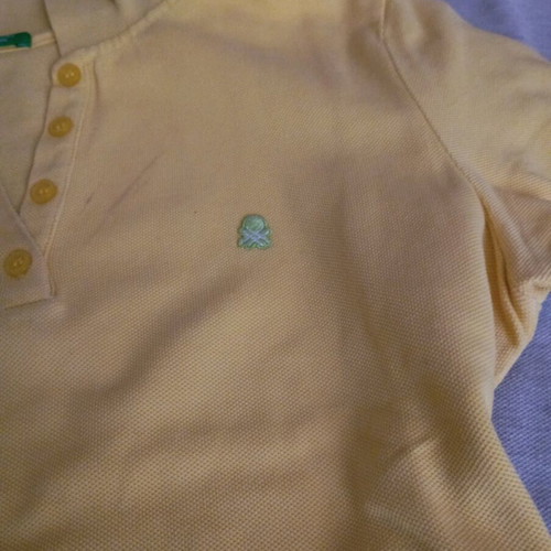 Benetton t-shirts like new, yellow S and grey M