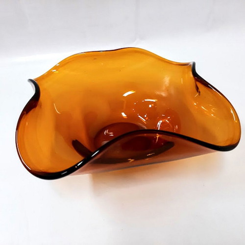 Glass bowl with wavy edge freeform amber glass like new