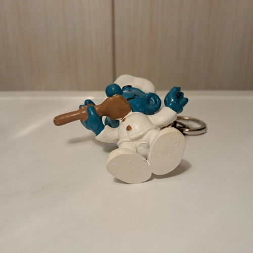 Smurf keychain miniature Cook Smurf Schleich 1978 like new