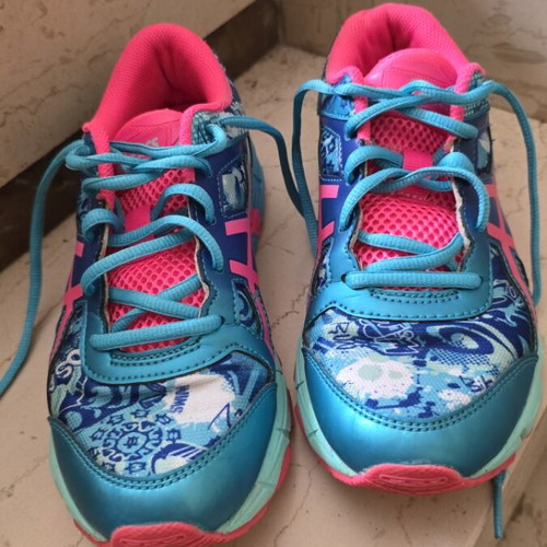 Asics women's shoes size 37.5 used, colorful sports