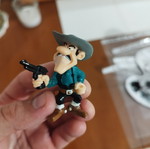 Lucky Luke figures like new, set of two with Lucky Luke and Joe Dalton