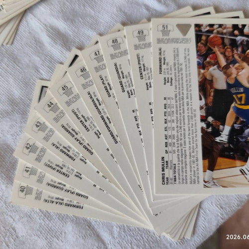 Upper Deck NBA 1991-92 cards, 208 pieces