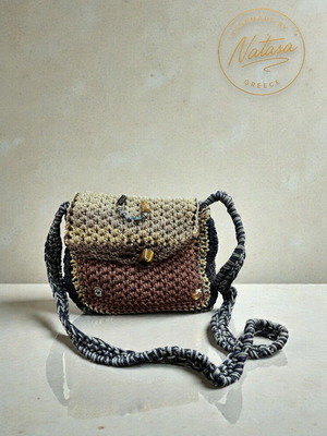 Handmade knitted shoulder bag in beige and brown shades