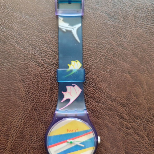 Vintage children's watch new with case from the 1980s