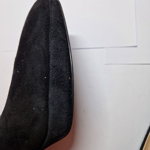 Guess black pumps used size 37, 10 cm heel