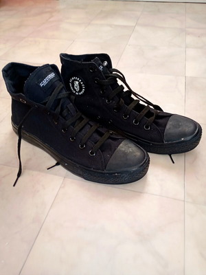 ScapeGrace black boots pair, size 45