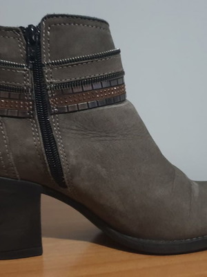 Γυναικεία μποτάκια Rizzoli suede