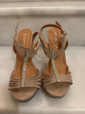 Women's sandals new, size 40, pink