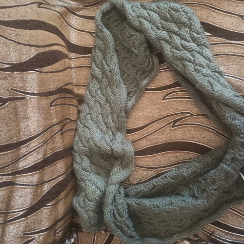 Attrattivo scarf neck warmer like new, knitted wool khaki