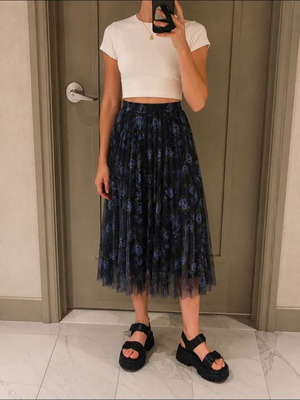 Stradivarius pleated midi skirt with floral pattern