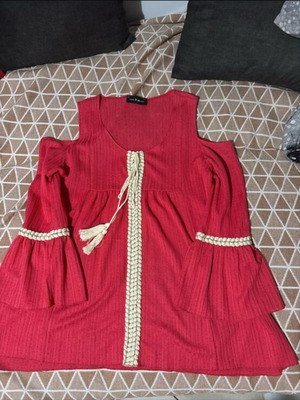 Long blouse like new, pink, open shoulders, sizes M and L