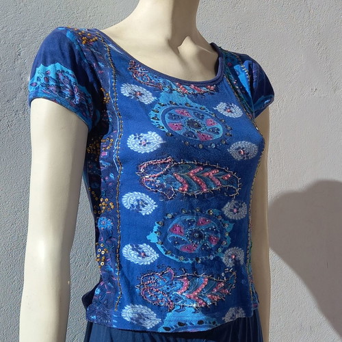Embroidered cotton blouse used, blue, size M