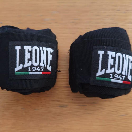 Hand wraps Leone AB705 like new