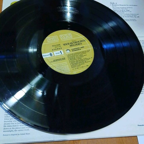 Vinyl record new classical music