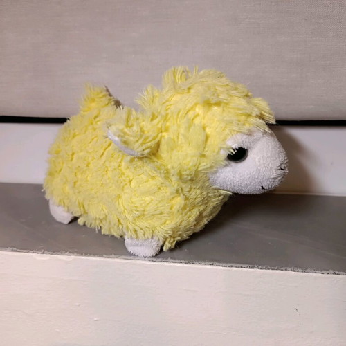 Stuffed toy used in very good condition