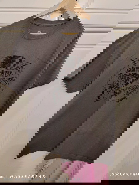 t shirt guns n roses large