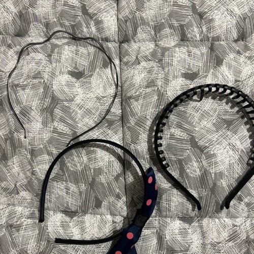 Hairbands like new, set of 3 pieces