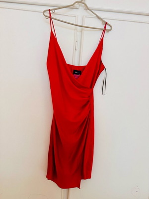 BSB satin red dress like new, size L