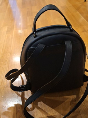 O bag backpack used, black