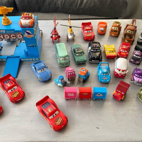 Mc Queen toy car collection used, 26 pieces with 2 helicopters