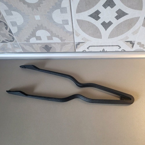 Tongs new