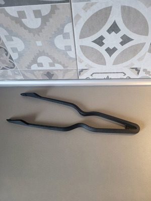 Tongs new