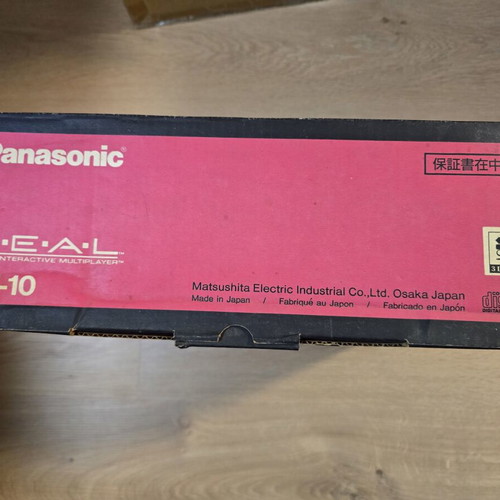 Panasonic 3DO FZ-10 Ntsc-j console used with 3 games