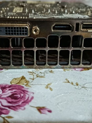 GTX 1050 2GB graphics card with 8GB Corsair Vengeance DDR3 RAM
