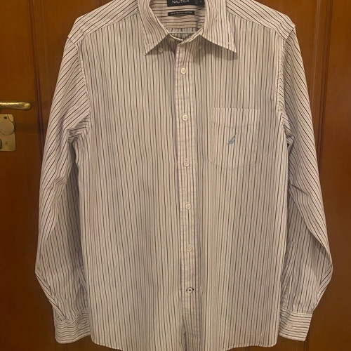 Nautica Men's Shirt Medium like new, striped white and blue
