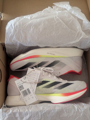 Adidas Adizero Takumi Sen 10 running shoes, white black lucid red