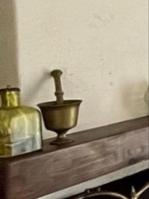 Bronze mortar like new, aged medium size