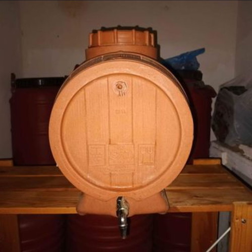 Wine barrel 25 liters used in excellent condition