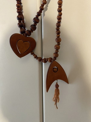 Double wooden necklace with beads and designs, long