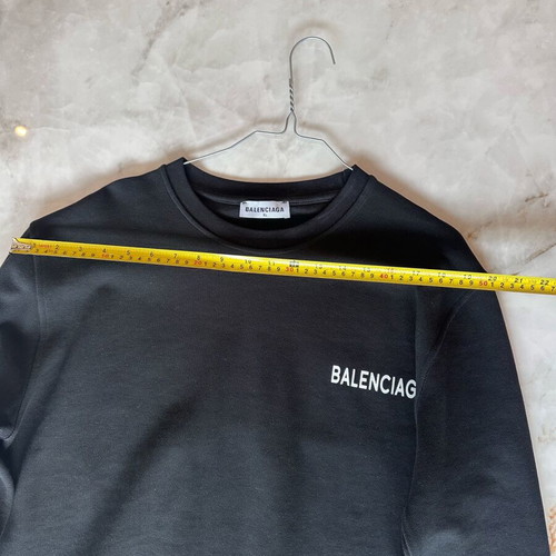 Balenciaga black sweatshirt size XL like new