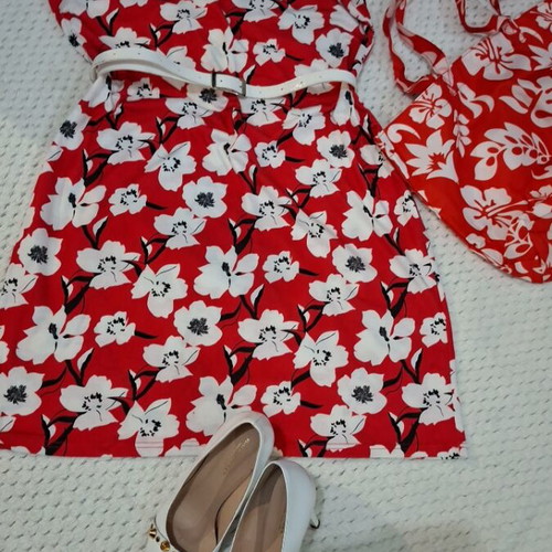 Floral dress AWG Mode Center XXL like new, black and red