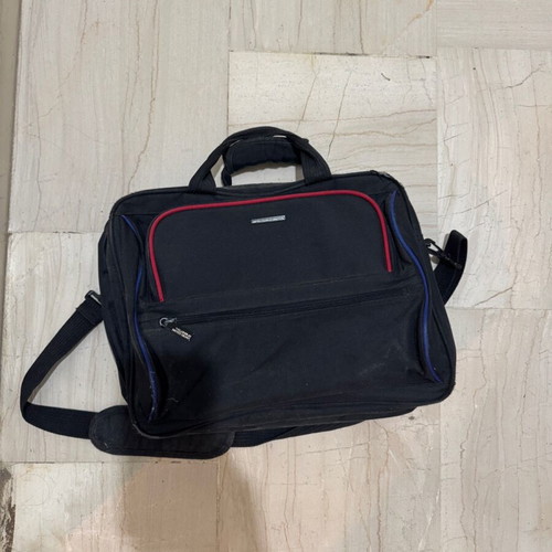 Benetton laptop bag used, black with multiple compartments