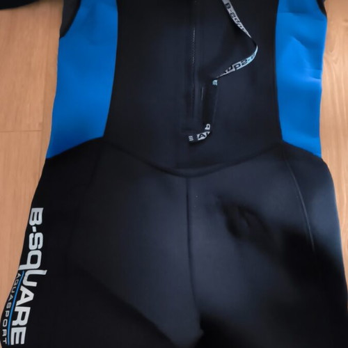 B-SQUARE Aquasport wetsuit with short sleeves, new, size Large