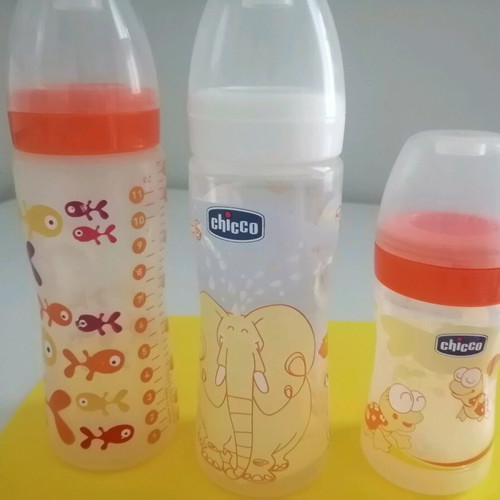 Chicco baby bottles used, pack of 3, plastic
