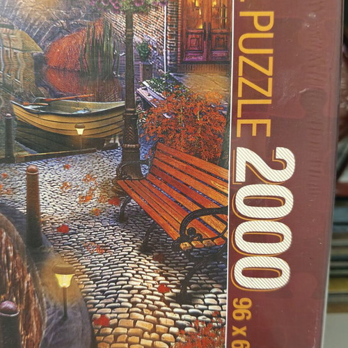 Art Puzzle 2000-piece sealed puzzle, houses along canal