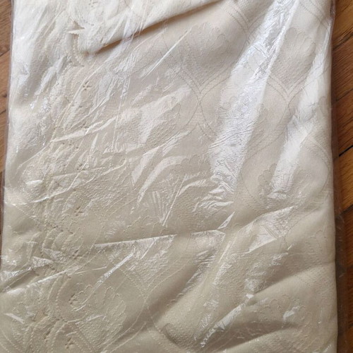 Tablecloth new 72x108 cm