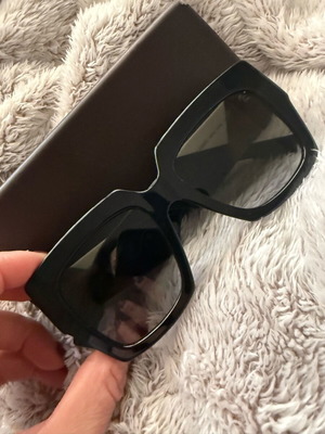 Vintage Fendi sunglasses like new