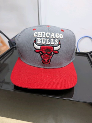 Mitchell & Ness Chicago Bulls hat like new