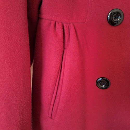 Coat like new, size L/40/12, with detachable hood