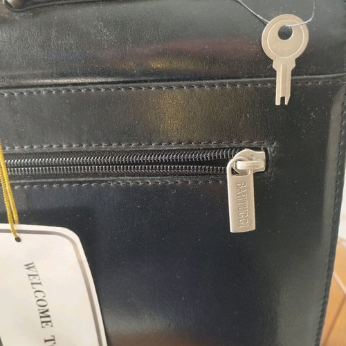 Bartuggi leather briefcase new with key, black