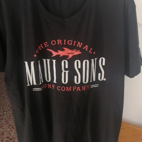 Maui & Sons T-shirt XL new, black and red, 100% cotton