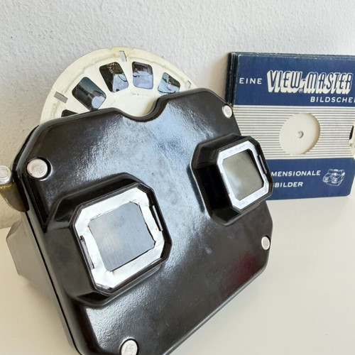 ViewMaster with 9 slides, used, made in Belgium